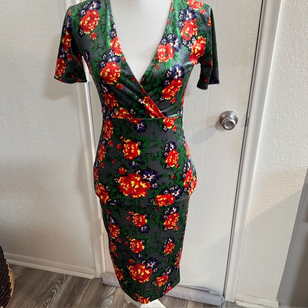 EUC Zara Trafaluc bodycon dress